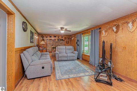 Tiny photo for 4141 Mockingbird Circle, Farwell, MI 48622 (MLS # 1936315)