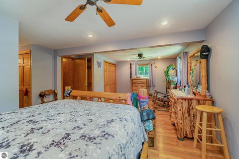 Tiny photo for 4141 Mockingbird Circle, Farwell, MI 48622 (MLS # 1936315)