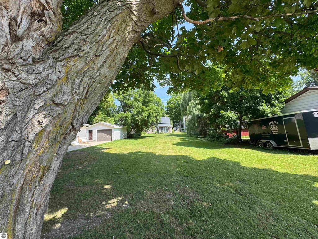 Photo of 210 N Canal Street, Lake City, MI 49651 (MLS # 1936689)