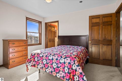 Tiny photo for 20756 200th Avenue, Tustin, MI 49688 (MLS # 1939937)