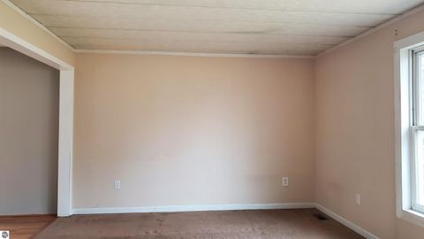 Tiny photo for 502 S Broad Street, Harrison, MI 48625 (MLS # 1940628)