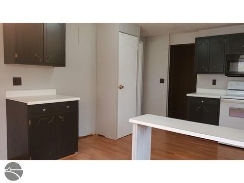 Tiny photo for 502 S Broad Street, Harrison, MI 48625 (MLS # 1940628)