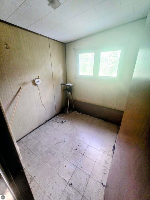 Tiny photo for 795 E Arnold Lake Road, Harrison, MI 48625 (MLS # 1937472)