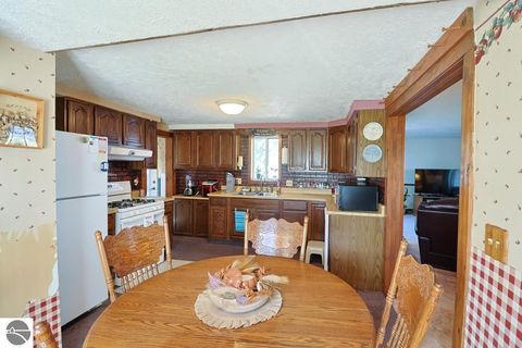 Tiny photo for 9167 N Union Road, St Louis, MI 48880 (MLS # 1939639)