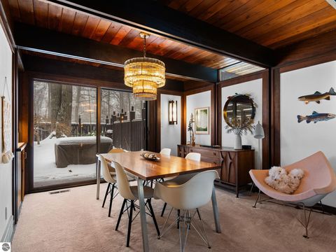 Tiny photo for 2991 Ishpeming Trail, Traverse City, MI 49686 (MLS # 1941164)