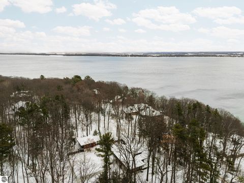 Tiny photo for 2991 Ishpeming Trail, Traverse City, MI 49686 (MLS # 1941164)