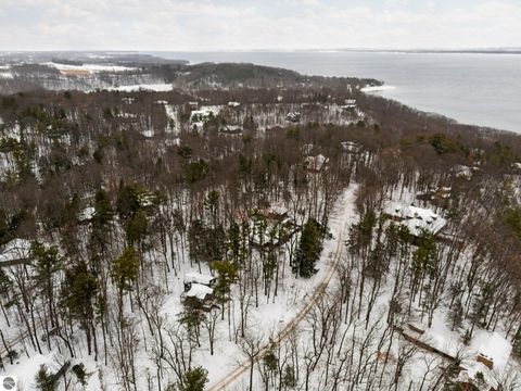 Tiny photo for 2991 Ishpeming Trail, Traverse City, MI 49686 (MLS # 1941164)