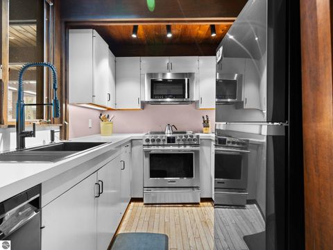 Tiny photo for 2991 Ishpeming Trail, Traverse City, MI 49686 (MLS # 1941164)