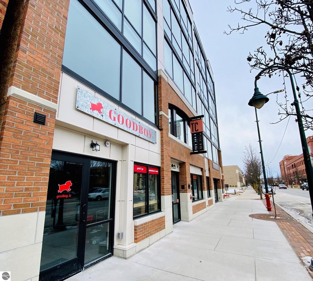 Photo of 304 E State Street #1C, Traverse City, MI 49684 (MLS # 1934526)