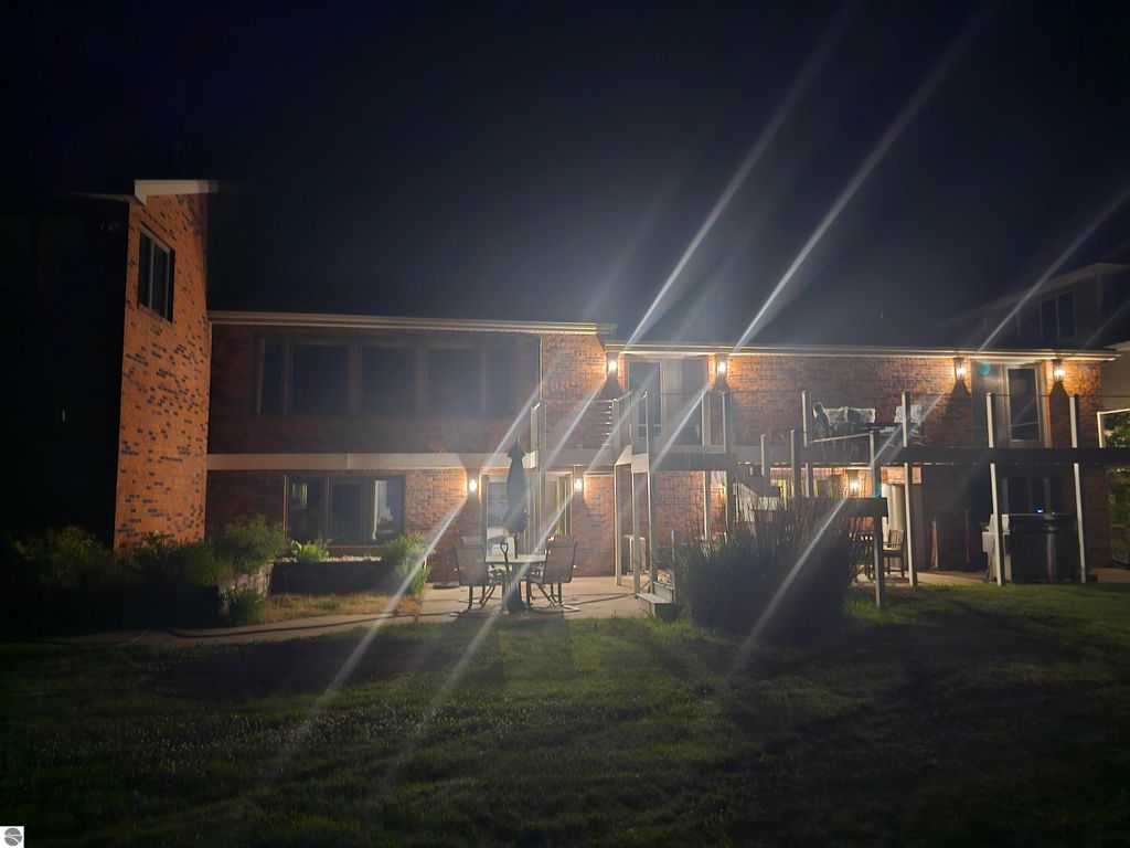 Photo of 815 E Lake Mitchell Drive, Cadillac, MI 49601 (MLS # 1937093)