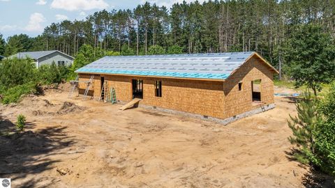 Photo of 5086 Red Maple Drive, Kalkaska, MI 49646 (MLS # 1936196)