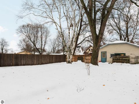 Tiny photo for 826 First Avenue, Cadillac, MI 49601 (MLS # 1941300)