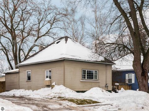 Tiny photo for 826 First Avenue, Cadillac, MI 49601 (MLS # 1941300)