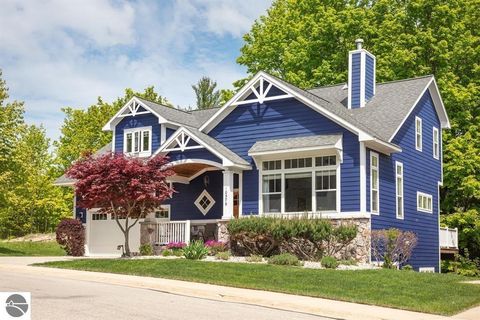 Photo of 10579 Camrose Circle, Traverse City, MI 49684 (MLS # 1939495)