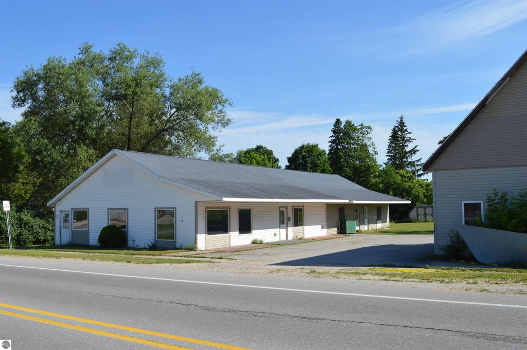 Photo of 305 Elm Street, Kalkaska, MI 49646 (MLS # 1935591)