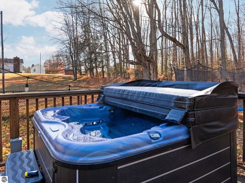 Tiny photo for 8684 S 45 Road, Cadillac, MI 49601 (MLS # 1940550)