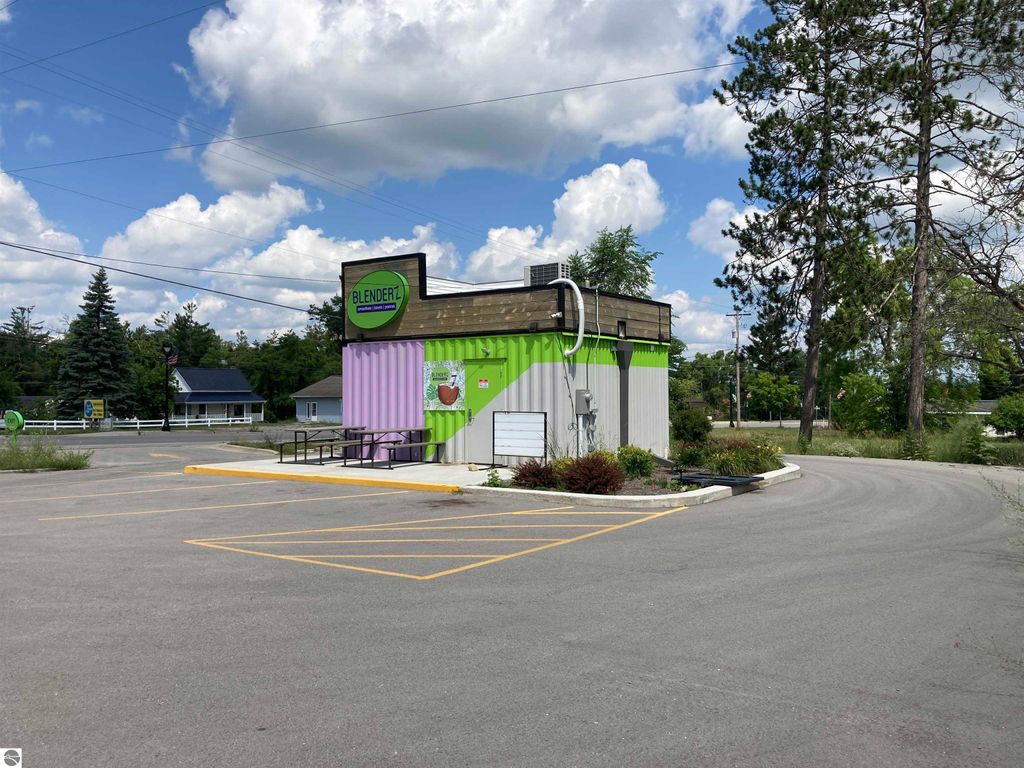 Photo of 509 S Morenci, Mio, MI 48647 (MLS # 1936206)