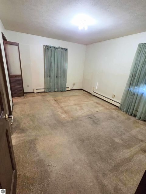 Tiny photo for 239 E Summit Street, Breckenridge, MI 48615 (MLS # 1939715)