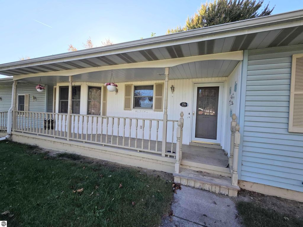 Photo of 239 E Summit Street, Breckenridge, MI 48615 (MLS # 1939715)