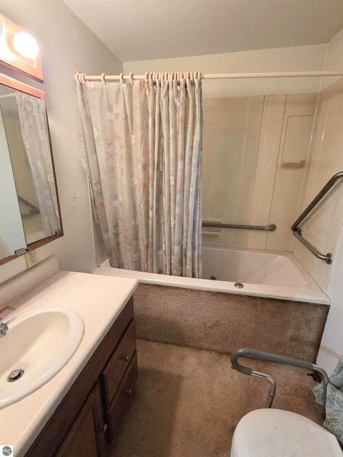 Tiny photo for 239 E Summit Street, Breckenridge, MI 48615 (MLS # 1939715)