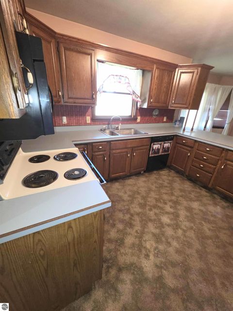 Tiny photo for 239 E Summit Street, Breckenridge, MI 48615 (MLS # 1939715)