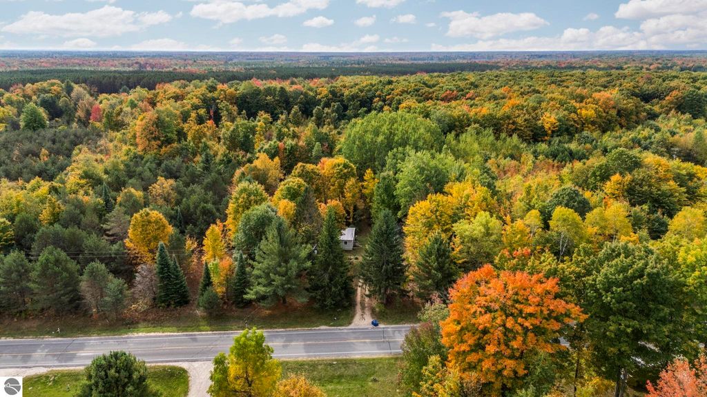Photo of 2190 34 Road, Cadillac, MI 49601 (MLS # 1939387)