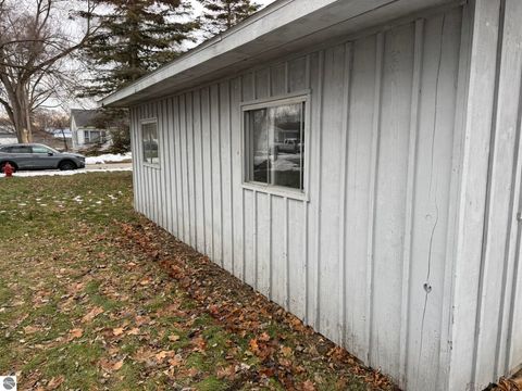 Tiny photo for 1212 Bruce Street, Mt Pleasant, MI 48858 (MLS # 1941362)