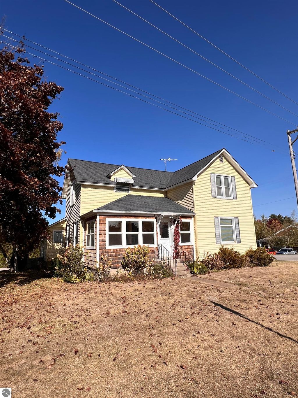 Photo of 102 W Philip Street, Lake Leelanau, MI 49653 (MLS # 1928598)