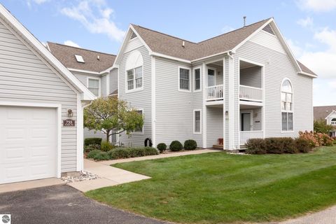 Tiny photo for 755 N Deer Path Trail, Suttons Bay, MI 49682 (MLS # 1939824)