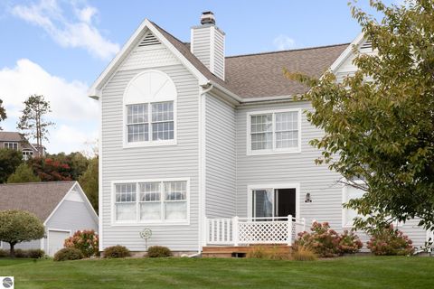 Tiny photo for 755 N Deer Path Trail, Suttons Bay, MI 49682 (MLS # 1939824)