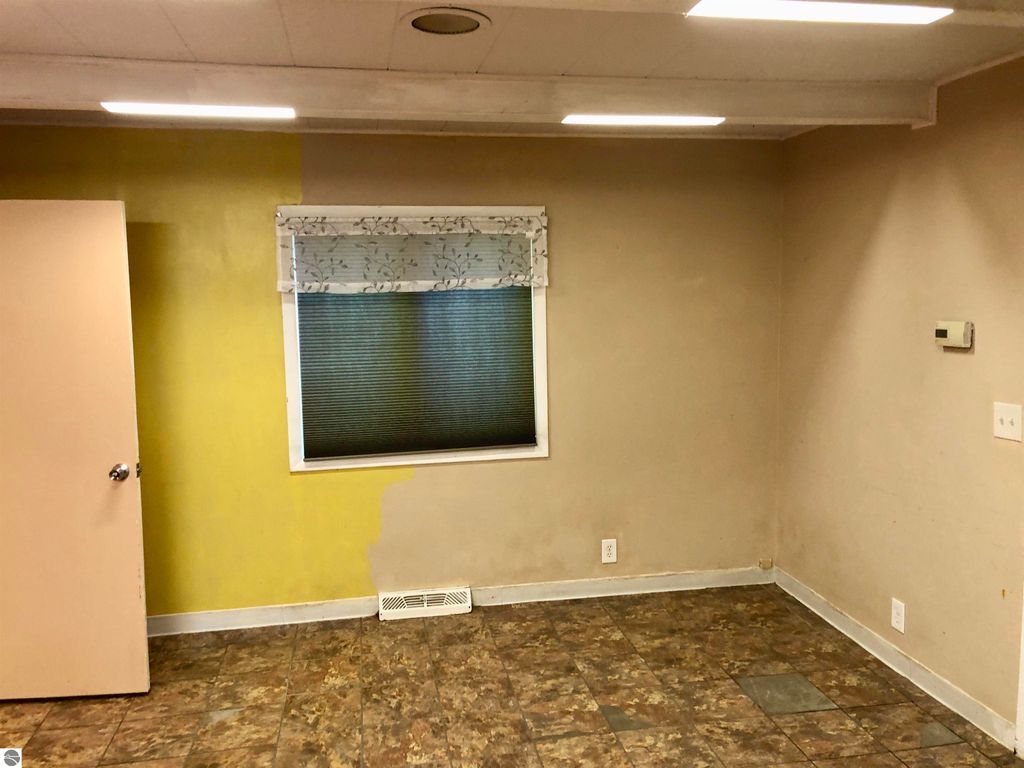 Photo of 314 S Pine Street, Mt Pleasant, MI 48858 (MLS # 1936201)