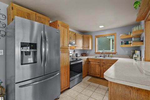 Tiny photo for 140 Forest Lawn, Cadillac, MI 49601 (MLS # 1939885)