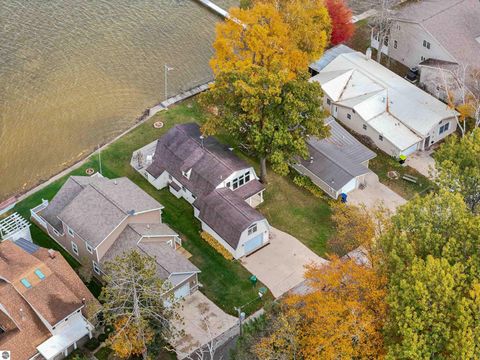 Tiny photo for 140 Forest Lawn, Cadillac, MI 49601 (MLS # 1939885)