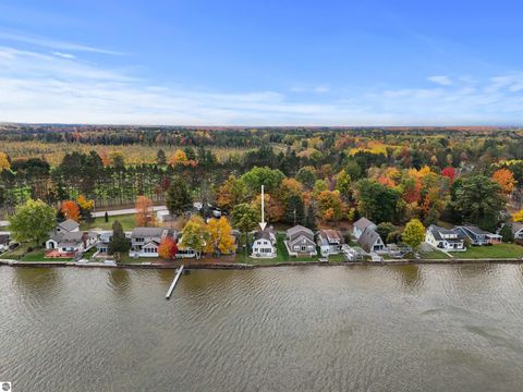 Tiny photo for 140 Forest Lawn, Cadillac, MI 49601 (MLS # 1939885)