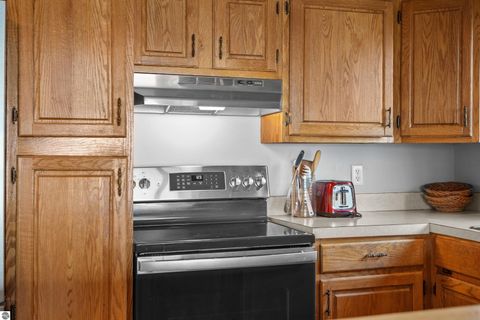 Tiny photo for 140 Forest Lawn, Cadillac, MI 49601 (MLS # 1939885)