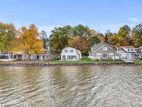 Tiny photo for 140 Forest Lawn, Cadillac, MI 49601 (MLS # 1939885)