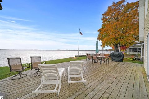 Tiny photo for 140 Forest Lawn, Cadillac, MI 49601 (MLS # 1939885)