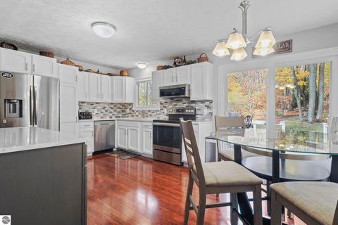 Photo of 3841 Manchester Road, Traverse City, MI 49686 (MLS # 1940372)