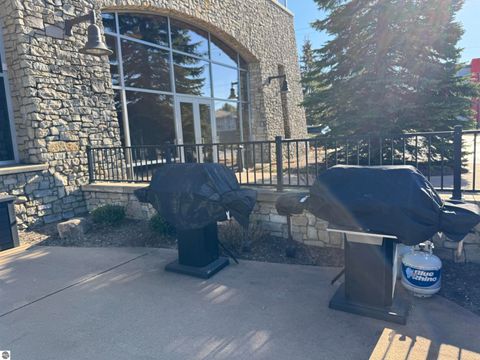 Tiny photo for 1941 US-131 N #50, Traverse City, MI 49686 (MLS # 1940485)