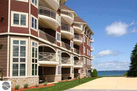 Tiny photo for 1941 US-131 N #50, Traverse City, MI 49686 (MLS # 1940485)