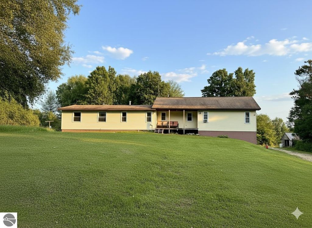 Photo of 16178 150th Avenue, Leroy, MI 49655 (MLS # 1937922)