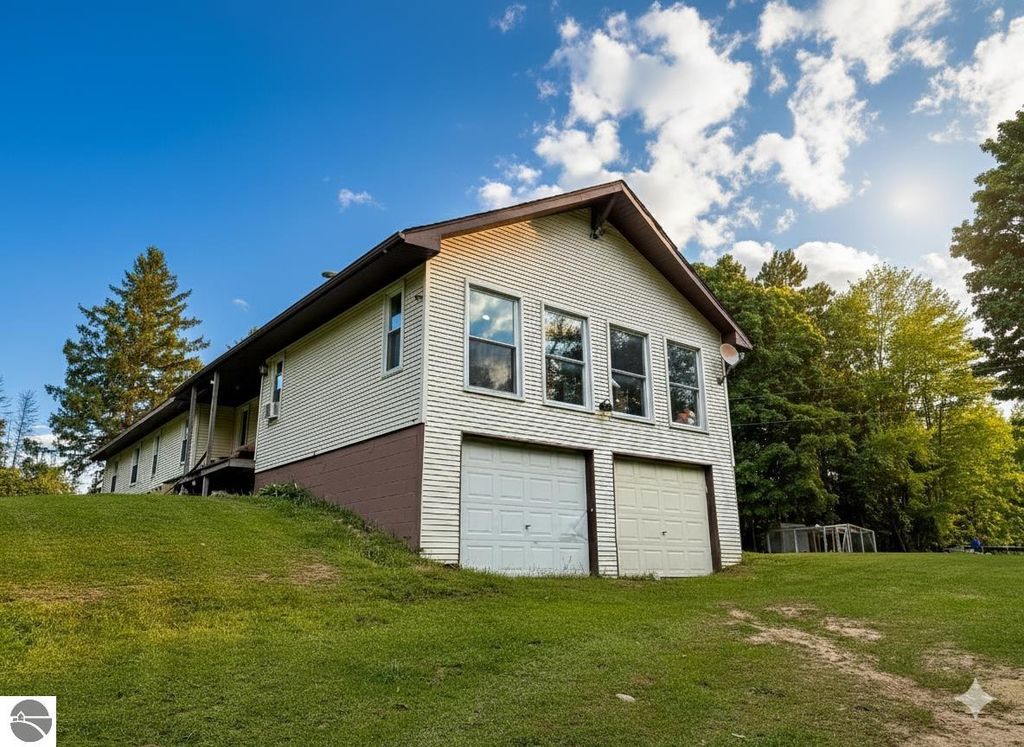 Photo of 16178 150th Avenue, Leroy, MI 49655 (MLS # 1937922)