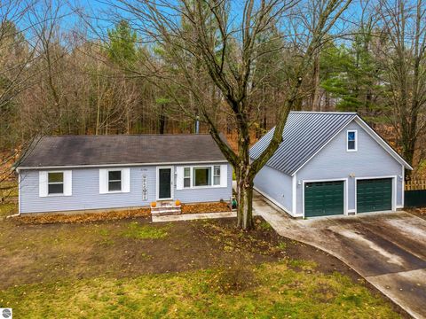 Tiny photo for 4740 N Manor Wood Drive, Traverse City, MI 49685 (MLS # 1940449)