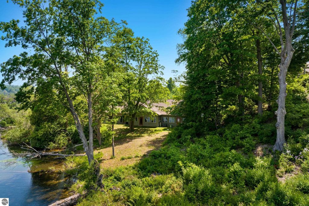 Photo of 2226 W S Airport Road #A, Traverse City, MI 49684 (MLS # 1935146)
