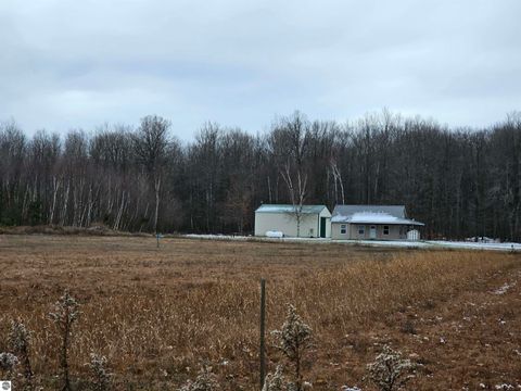 Tiny photo for 2354 Newman Road, Lake City, MI 49651 (MLS # 1940446)