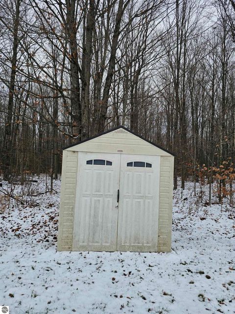 Tiny photo for 2354 Newman Road, Lake City, MI 49651 (MLS # 1940446)