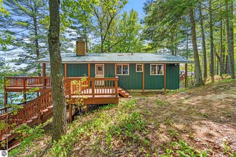 Tiny photo for 922 W Bear Lake Road NE, Kalkaska, MI 49646 (MLS # 1934772)