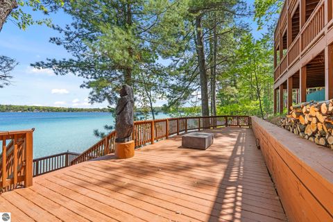Tiny photo for 922 W Bear Lake Road NE, Kalkaska, MI 49646 (MLS # 1934772)