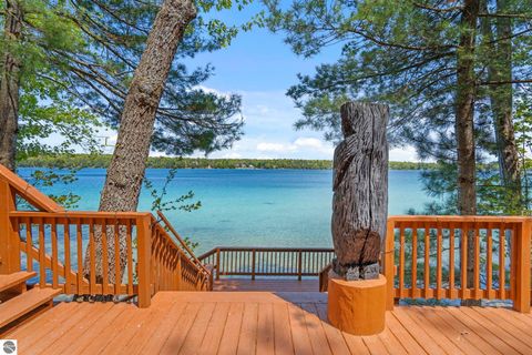 Tiny photo for 922 W Bear Lake Road NE, Kalkaska, MI 49646 (MLS # 1934772)