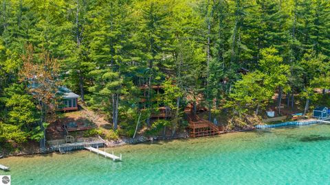 Tiny photo for 922 W Bear Lake Road NE, Kalkaska, MI 49646 (MLS # 1934772)